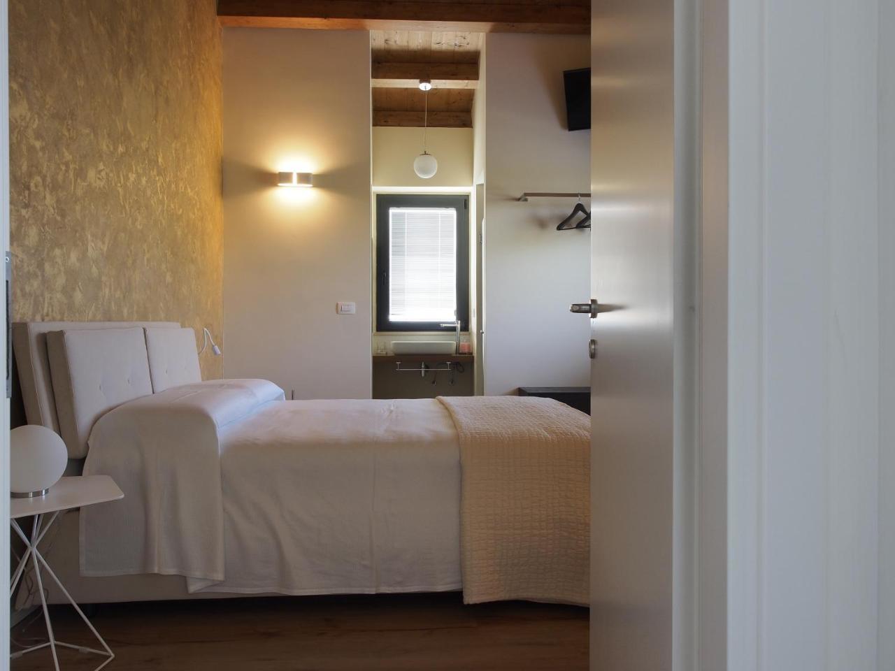 La Foresteria Di Golden Grapes Naro Екстериор снимка