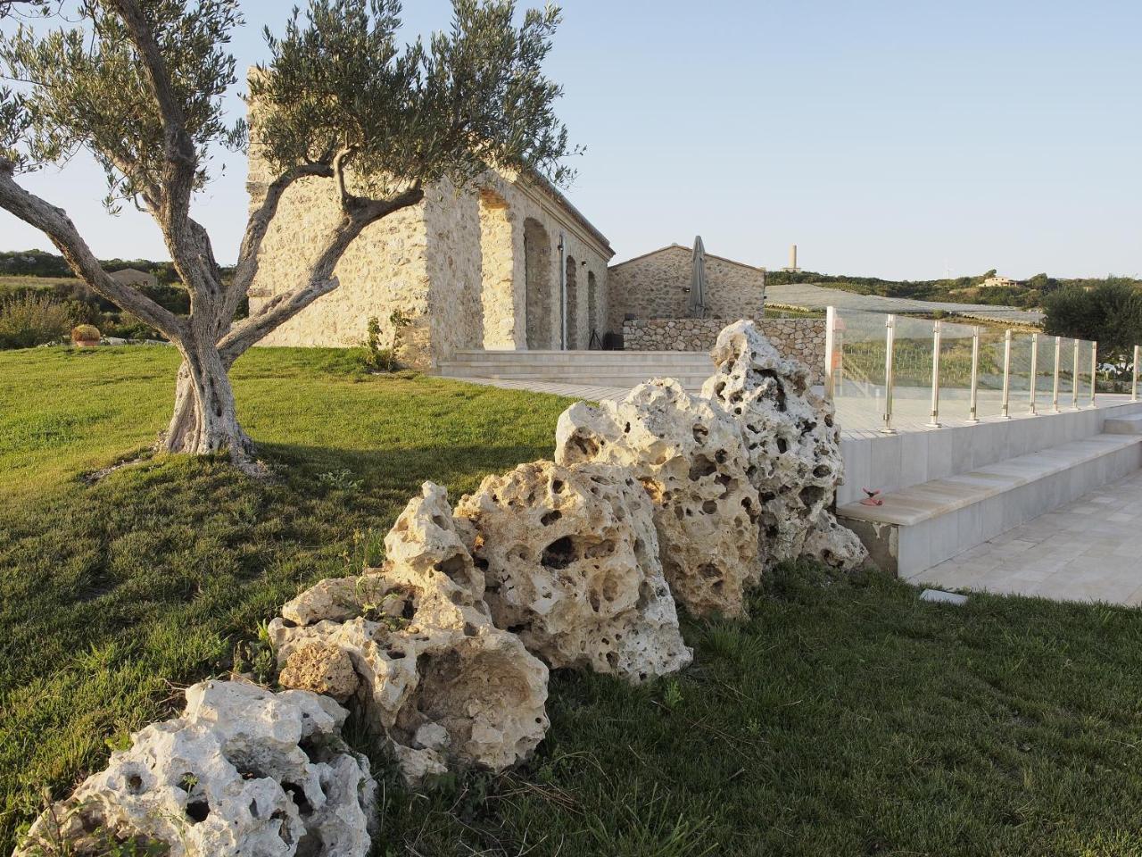 La Foresteria Di Golden Grapes Naro Екстериор снимка